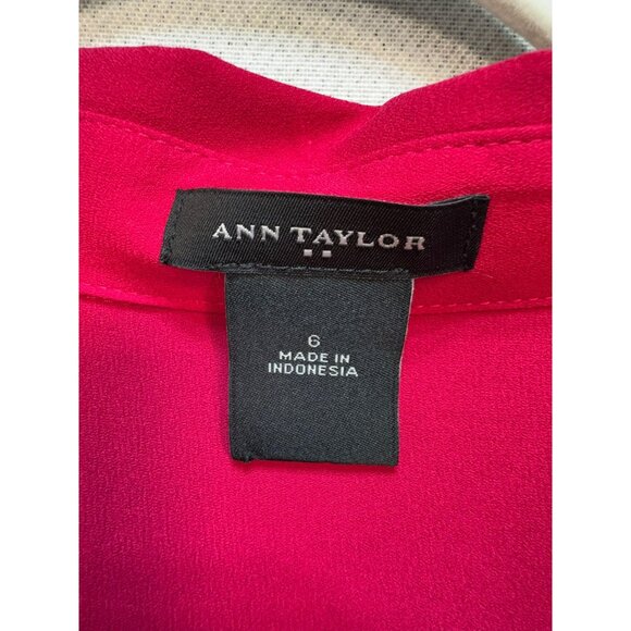 Ann Taylor Shirt Top Button Up Long Sleeve Stretch Polyester Red Women's Size 6 - Picture 2 of 13